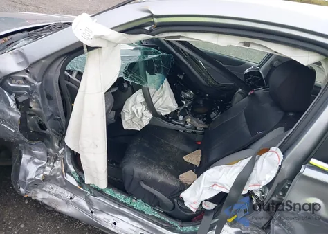 2014 Hyundai Sonata Hybrid из США, поврежденный, VIN KMHEC4A45EA117978